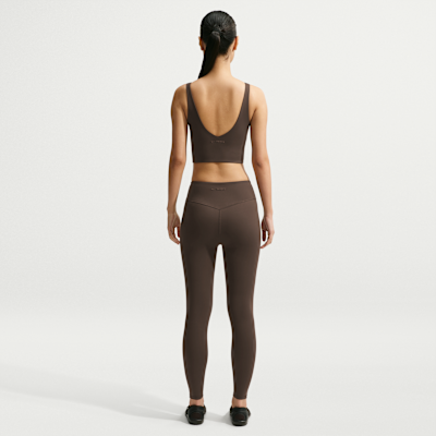 NIKE公式】NikeSKIMS Matte ウィメンズ Vネック ロングライン ブラ